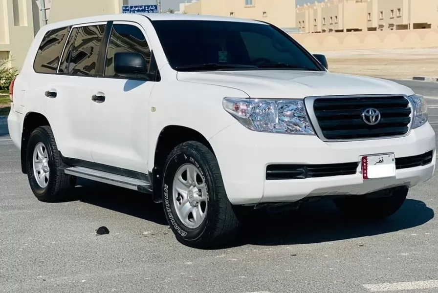 مستعملة Toyota Land Cruiser للإيجار في الرياض #21266 - 1  صورة 